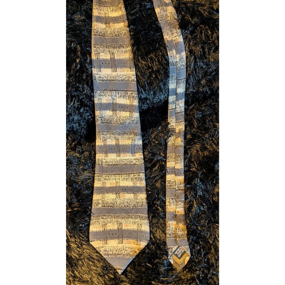Croft & Barrow Abstract Geometric pattern Silk Neck Tie